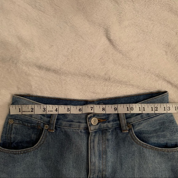 Brandy Melville high rise denim Bermuda shorts 90s denim Jean jeans - Picture 8 of 14